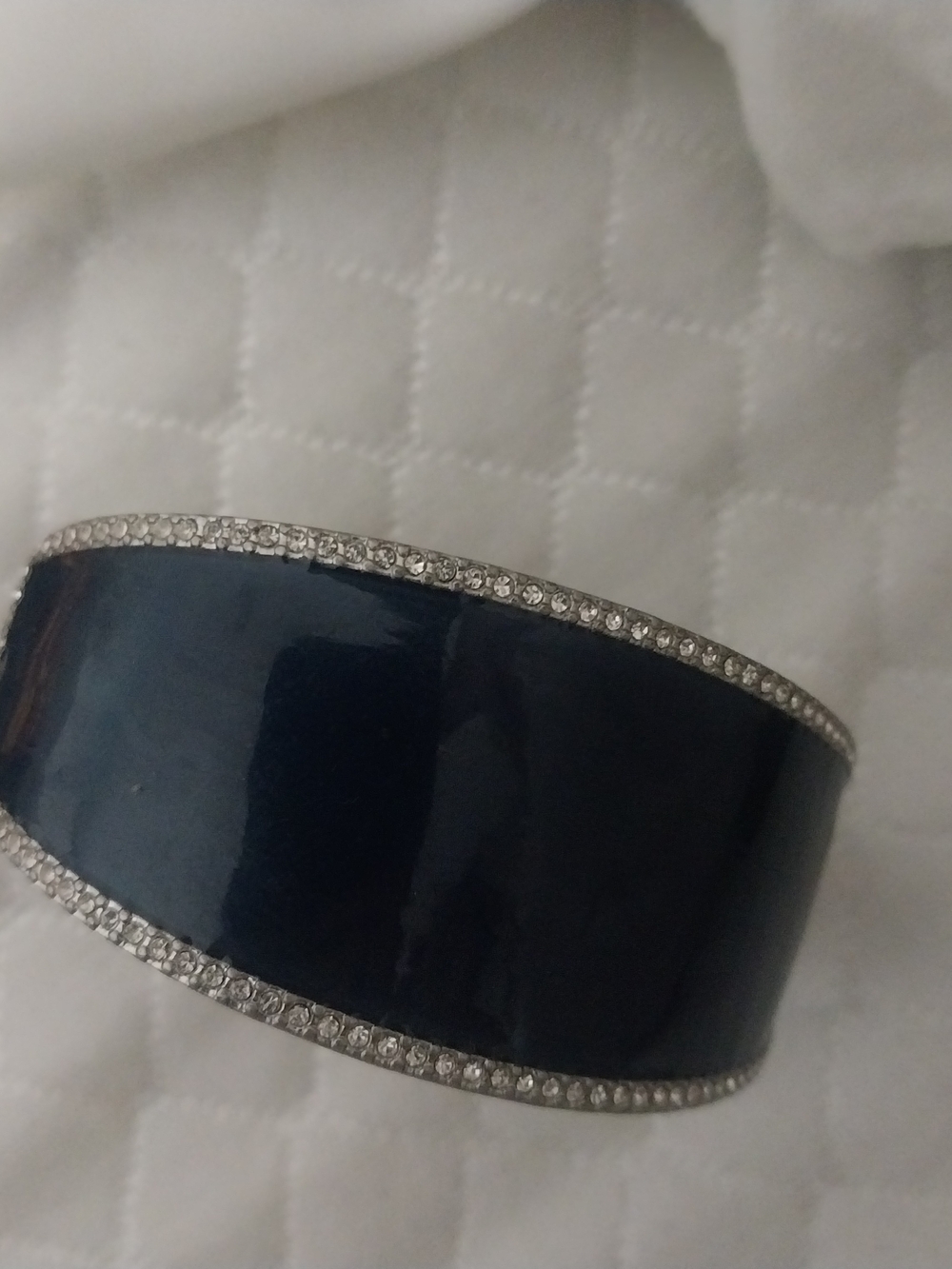 Sleek Dark Blue Enamel Bangle with Crystal Edge